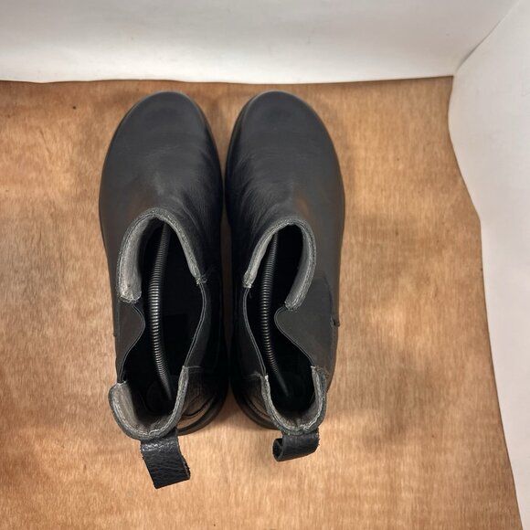 Dansko Chelsea Boots Black Leather Size EU 44 / US 10.5 with Elastic Panels main image 6